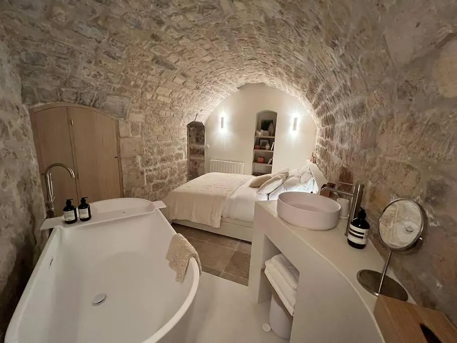 Apartment Marais - Unique Duplex Decorated With Taste